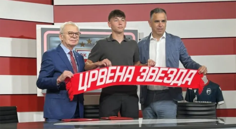 Бањалука добија нову фудбалску звијезду: Матеј потписао први професионални уговор за Црвену звезду