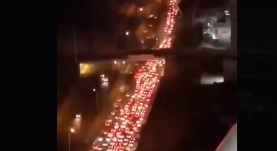 Saobraćajni kolaps na izlazu iz Teherana (VIDЕO)