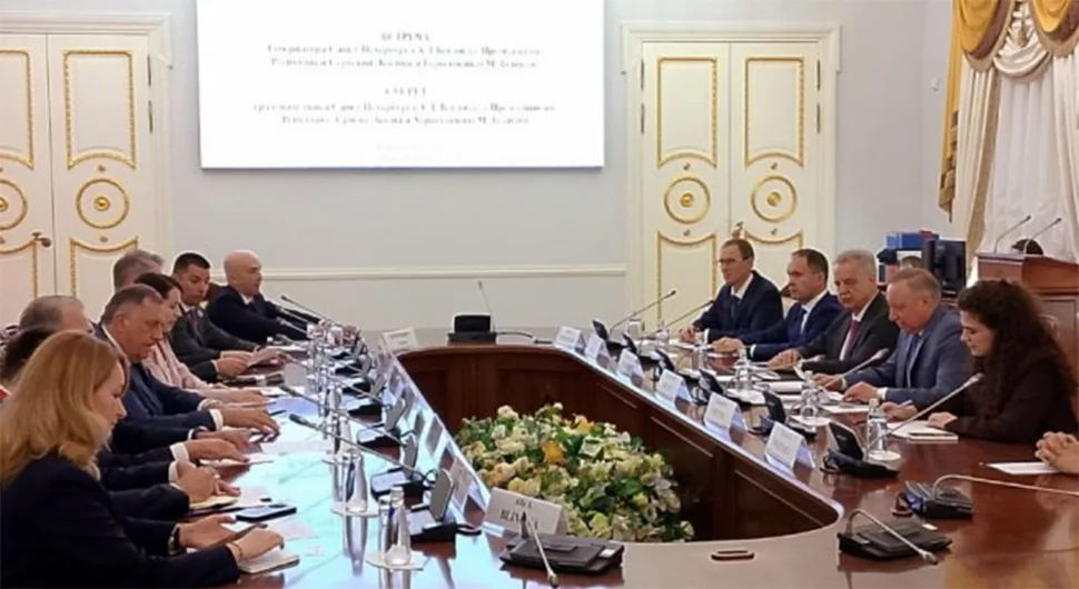 Dodik sa Beglovom u Sankt Peterburgu