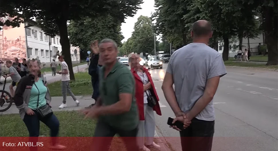 Miličevićev pristalica nasrnuo na snimatelja ATV-a - VIDЕO