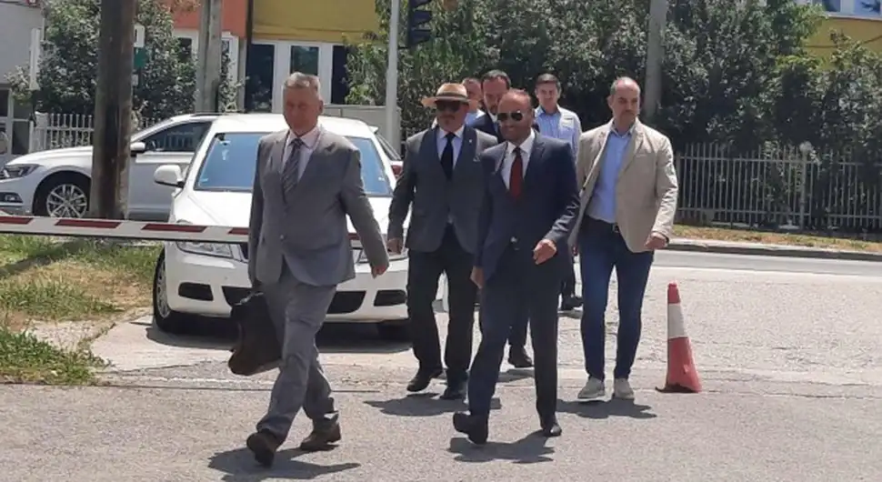 Јесенковићева умјесто Глухајића у судском вијећу, стигао тим одбране предсједника Српске