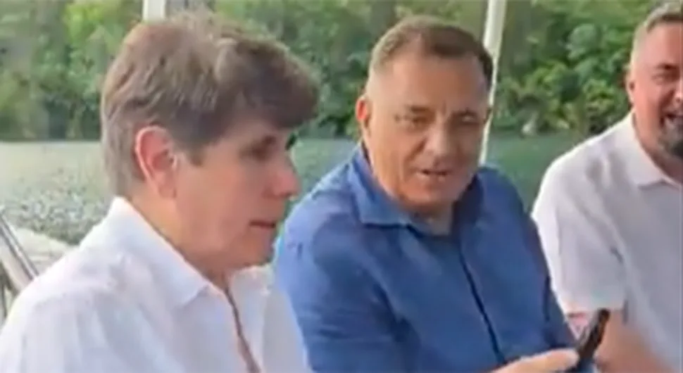 Dodik i Blagojević zapjevali 'Tamo daleko'