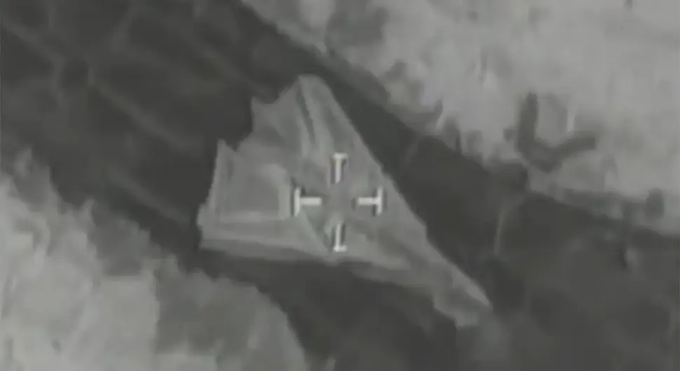 f-14.webp