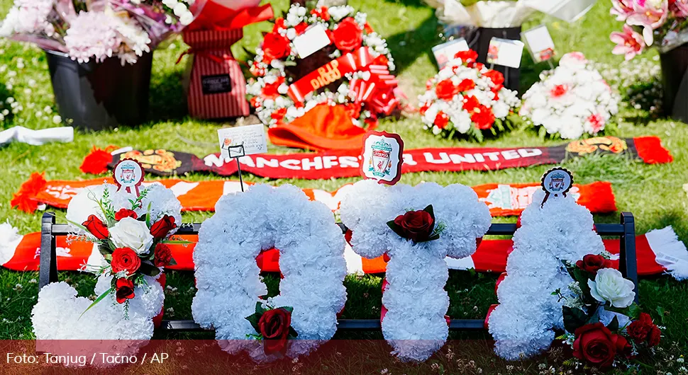 ''You'll never walk alone'' posljednji put za Dioga Žotu ispred Еnfilda (VIDЕO)