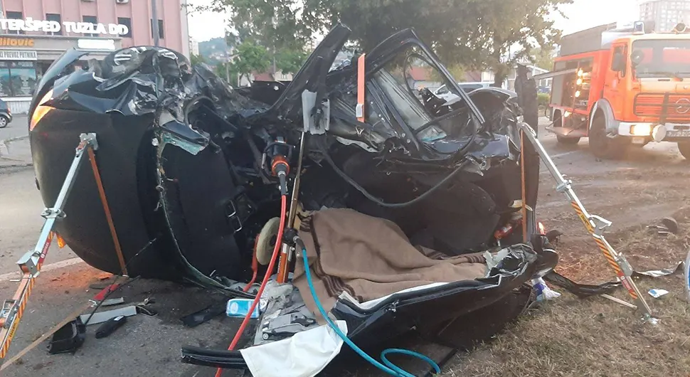 Određen mu pritvor: Divljao 160 na sat, pa usmrtio mladića i povrijedio 6 osoba