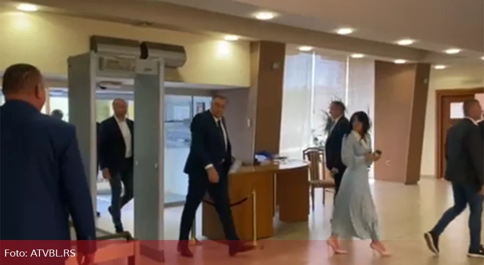 Предсједник Додик стигао у Народну скупштину
