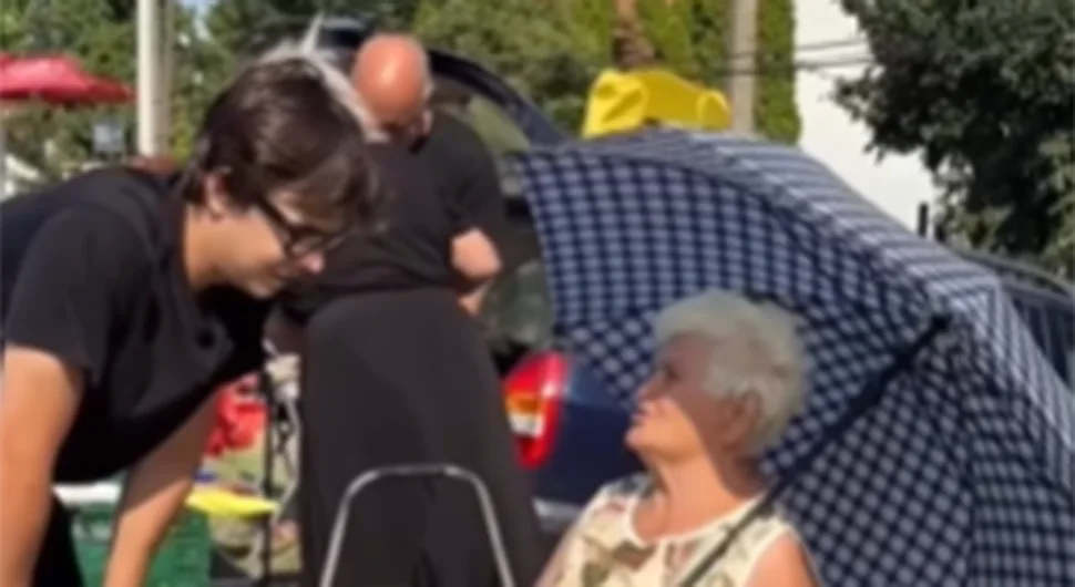 Baka Kosa na vrućini prodavala rezance a onda je naišao Luka: Snimak oduševio sve