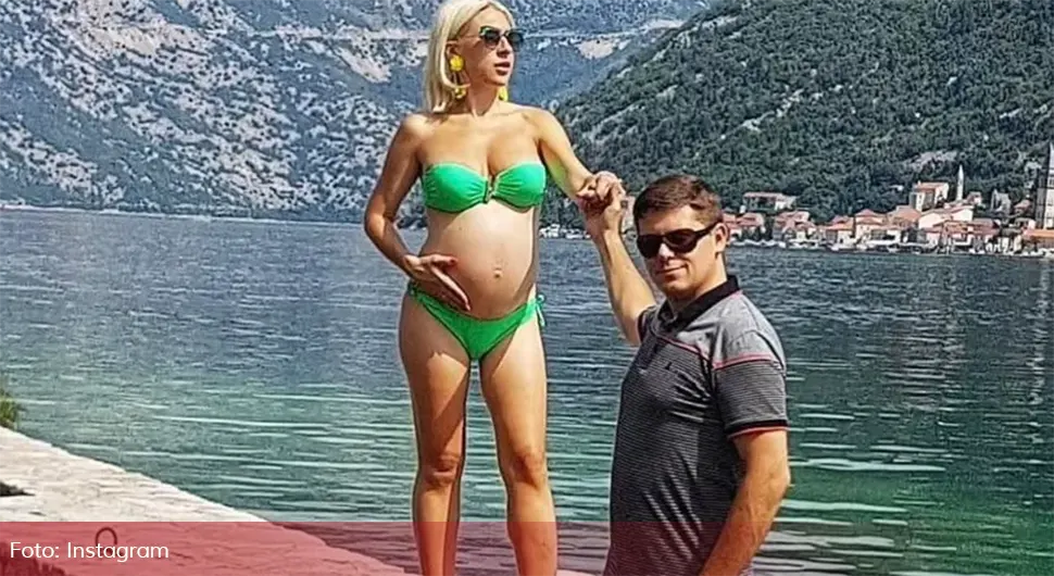 Јована Јеремић објавила слику са трудничким стомаком