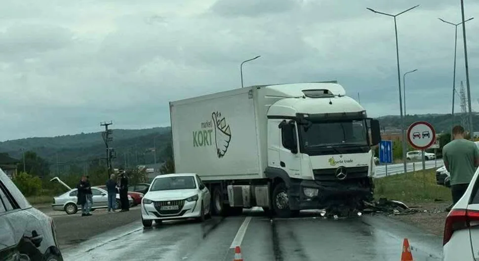 Детаљи трагедије у Модричи: Погинуо полицајац, други превезен у болницу