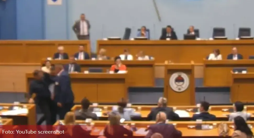 Vukanović izbačen sa sjednice na kojoj je prethodno isključen
