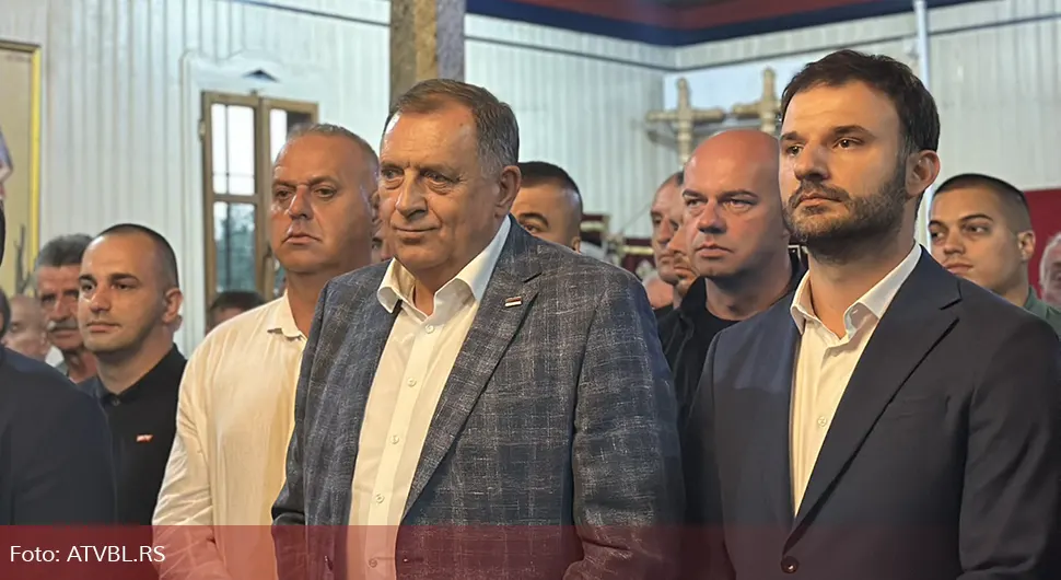 Додик стигао на илинданско зборовање у Марићку
