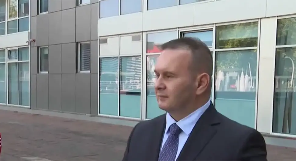 Градови и општине Српске показали јединство