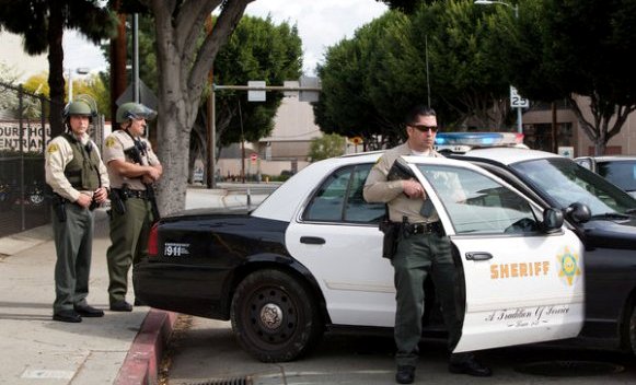policija-amerika.jpg