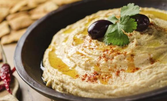 Iz prodaje povučen humus: Ovo je razlog